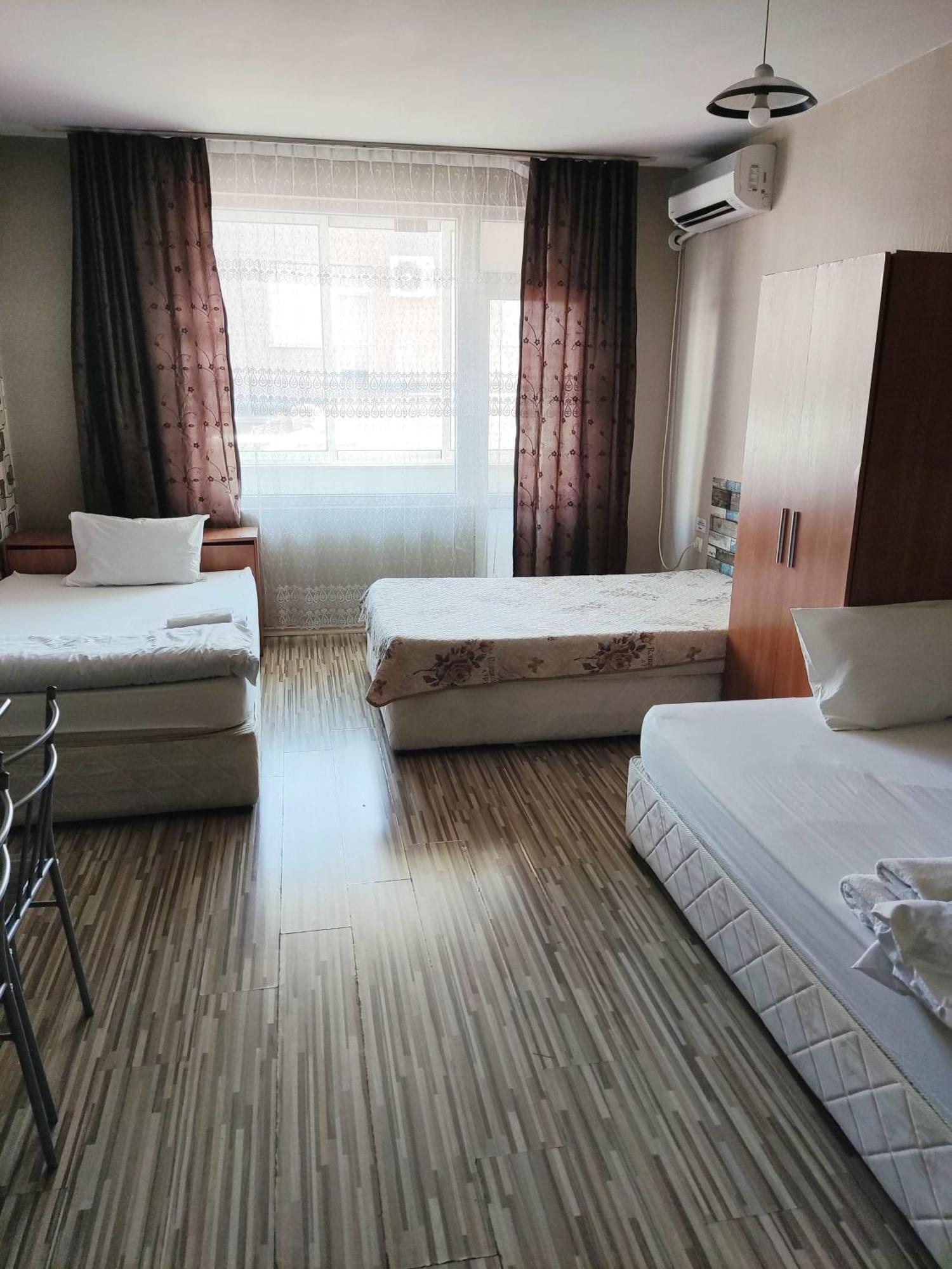 Pleven Rooms Exterior photo