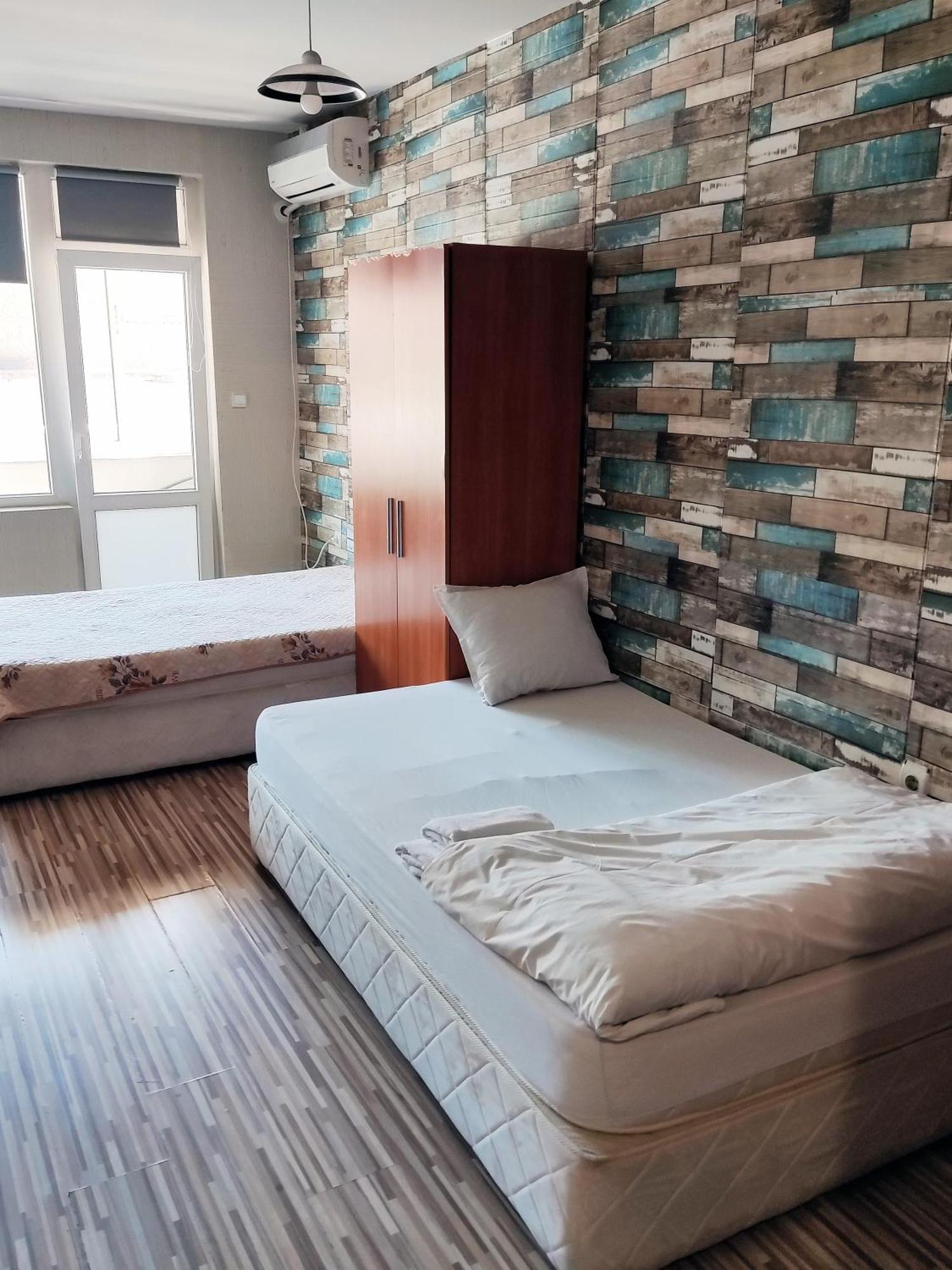 Pleven Rooms Exterior photo